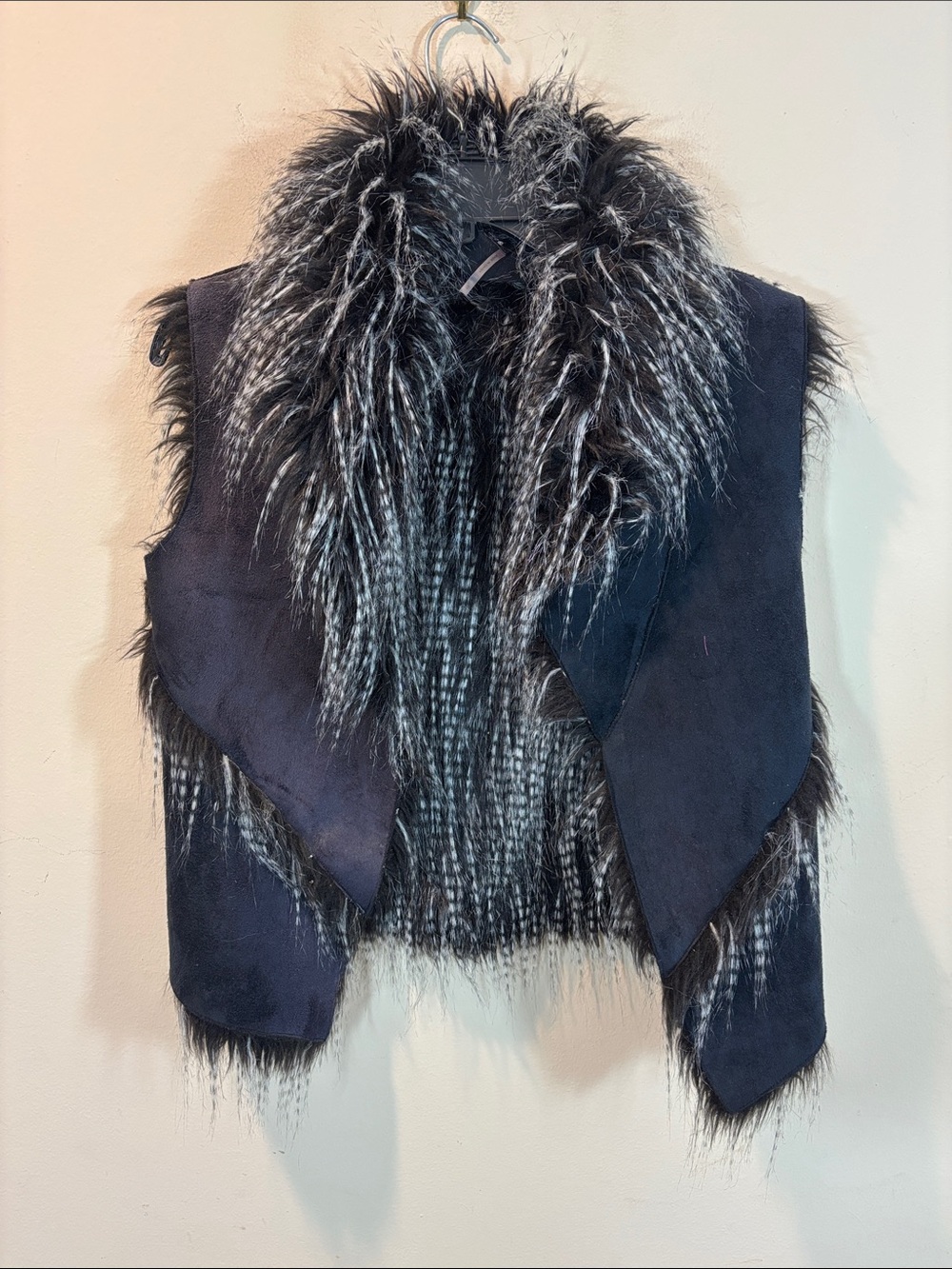 Vintage Dolce Cabo Black Faux-Fur Trimmed Sleeveless Vest